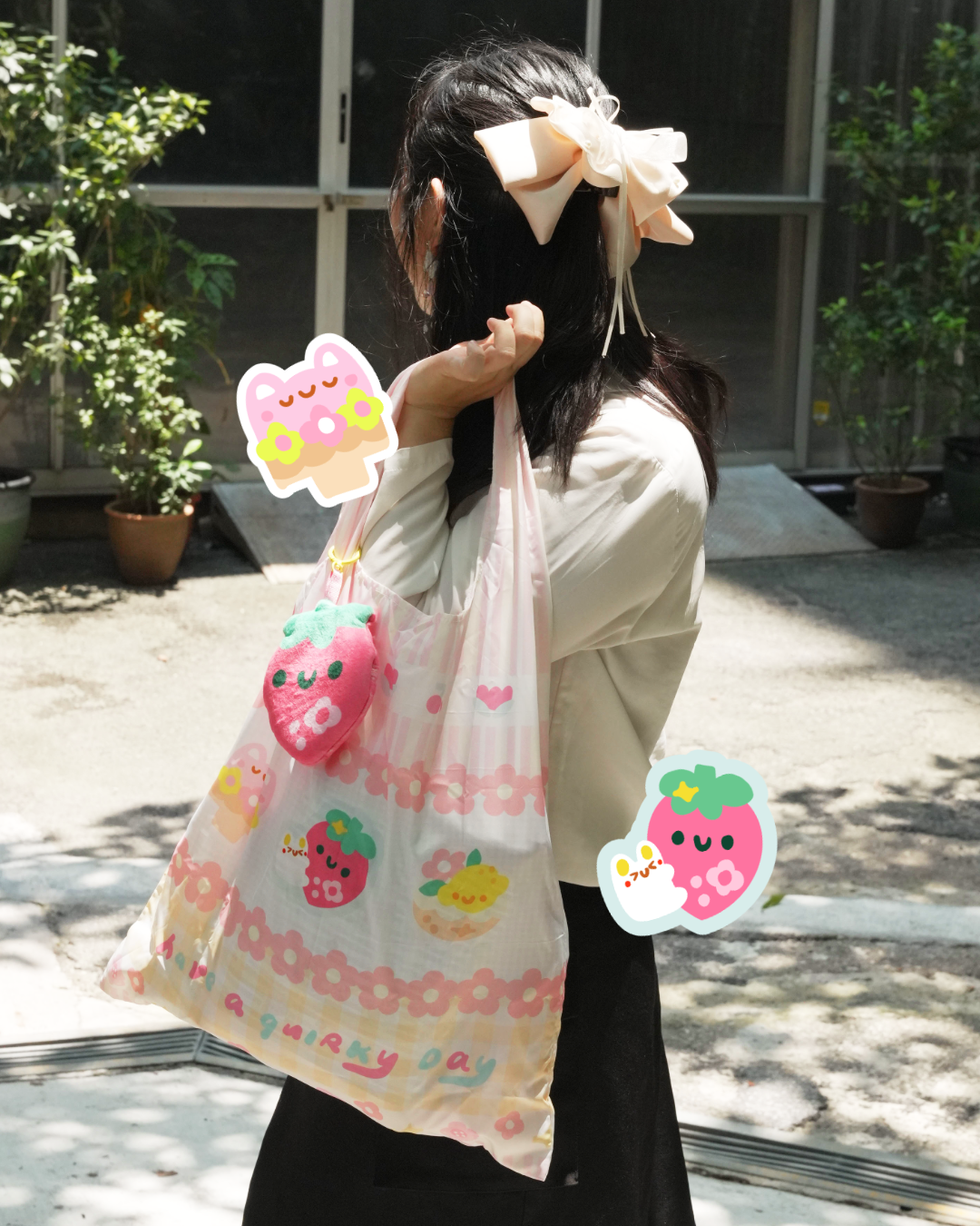 Strawberry Days 2-in-1 Foldable Shopping Bag Charm 🍓 (detachable)