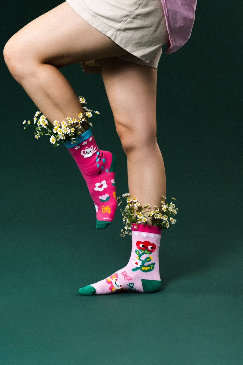 Garden Bloom Mismatch Socks